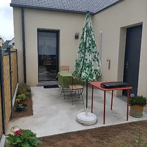 Proche Gr34 , Estrella , Petit Cocon Accueillant Appartement Hillion